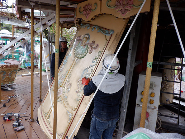 メリーゴーランド解体３